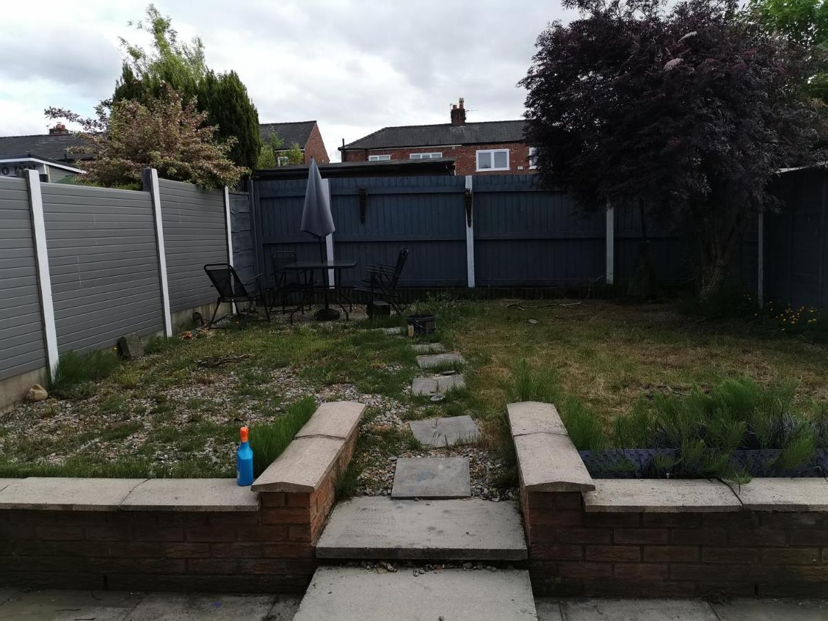 Manchester Serenity House Exterior photo